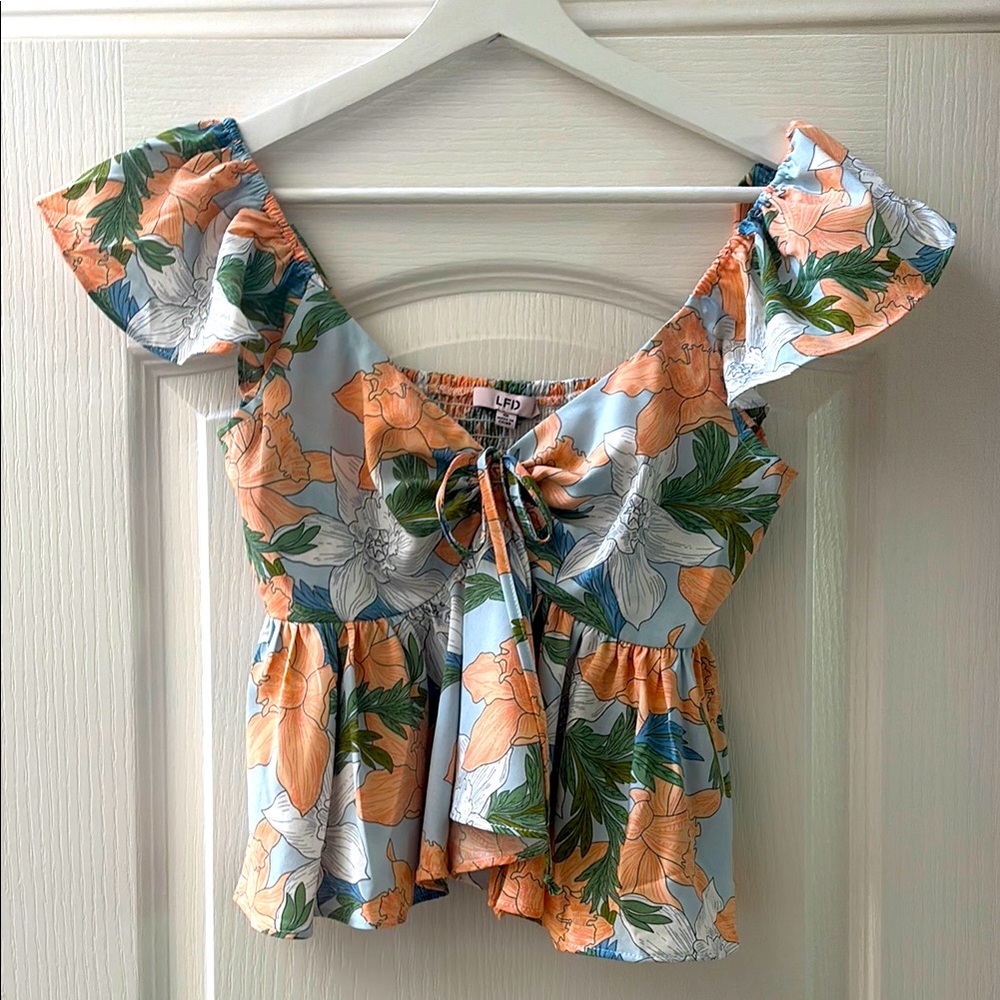 CUTE FLOWY TOP SMALL WORN ONCE EXCELLENT CONDITION BUNDLE2SAVE